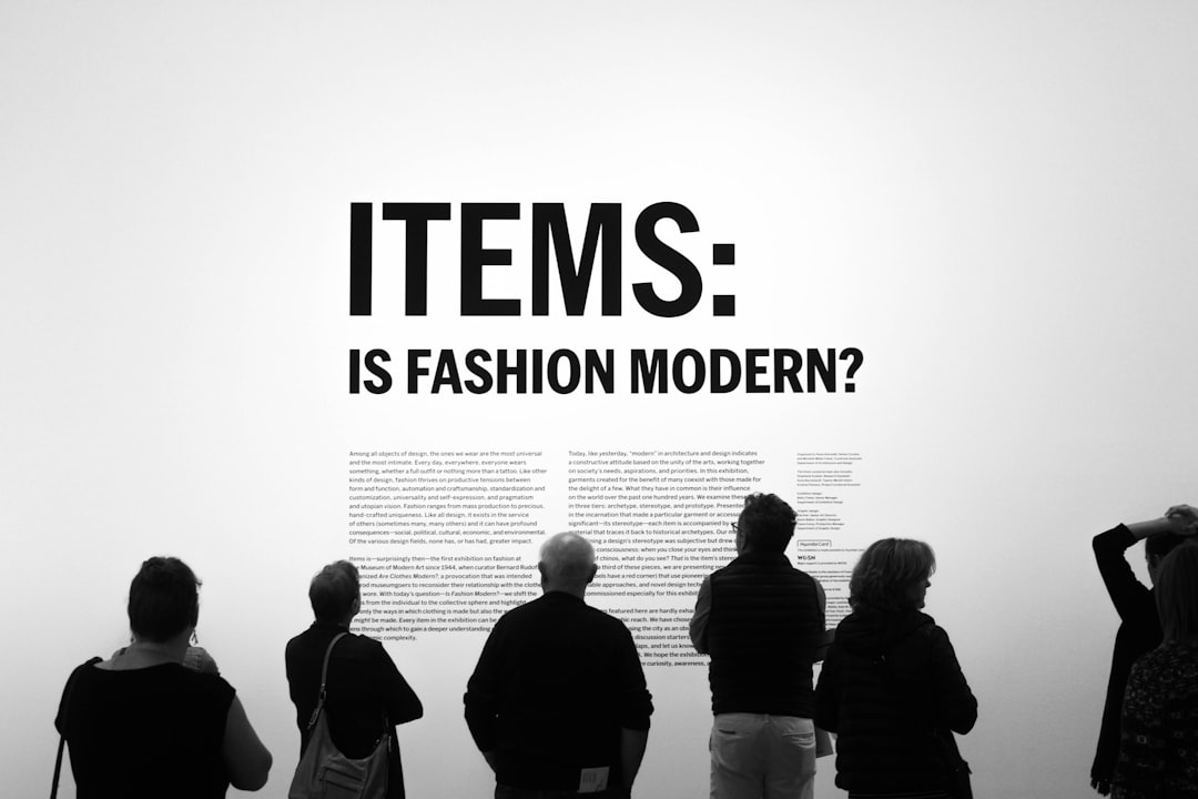 Moda damska dla 50-latki: Jak wyglądać stylowo i elegancko?